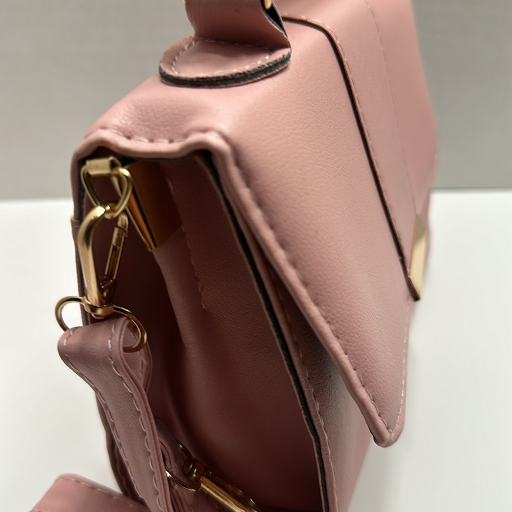 Retro, light, soft pink fashionable small flap crossbody bag - Picture 7 of 15